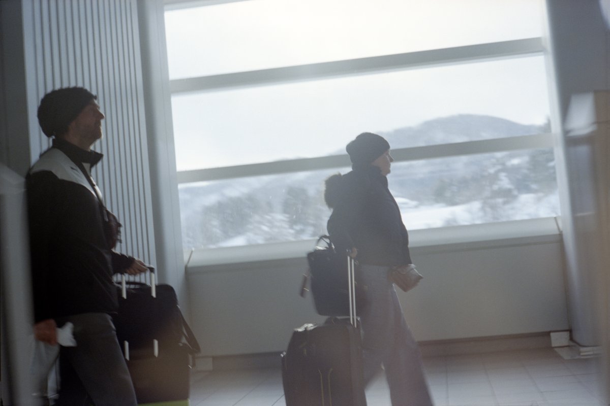 今週は金曜日と土曜日に店舗営業をいたします。

店頭では新入荷タイトルに加え、レビュー掲載作品もあわせてご覧いただけます。実際に手に取りながら、ゆっくりとご覧ください。

オンラインストアも随時更新しております。遠方の方も近隣の方も、どうぞご利用ください。

iack.online