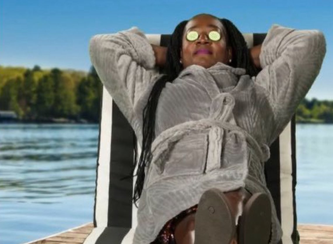 p0werofvet0's tweet image. cirie surviving another night on the island 😇 #survivor #survivor50