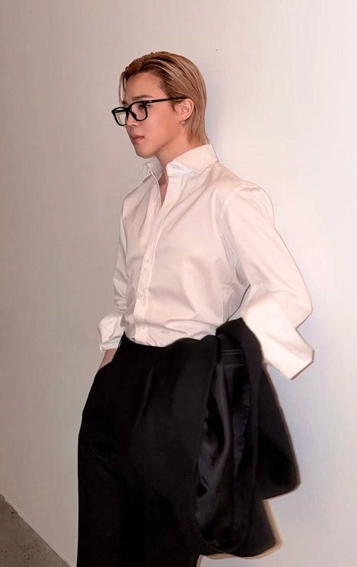 그냥 박지민 보고 go~할래💛
늘 응원 할게!!!!!
