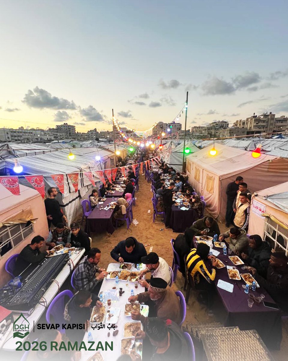 Gazzeli kardeşlerimizden gelen “Bu Ramazan’da bizleri unutmasınlar. En önemli şey, burada olanları da unutmamaları.” mesajlarını yüreğimizde taşıyoruz. Yardımlarınız Gazze’deki kardeşlerimize umut oluyor. Bu Ramazan’da da Gazzeli kardeşlerimizi yalnız bırakmayın; onların