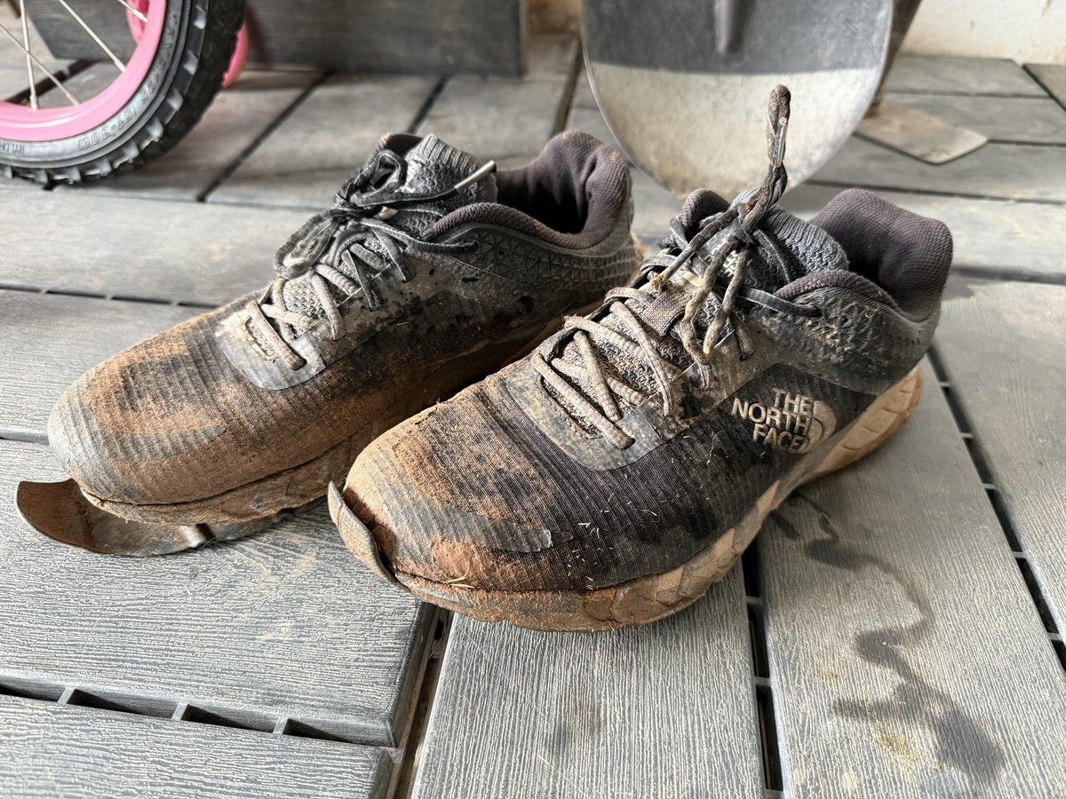 walismi's tweet photo. This is goodbye #thenorthface final contribution… after so many adventure’s together. Letting go is hard https://t.co/ax181B0PYA