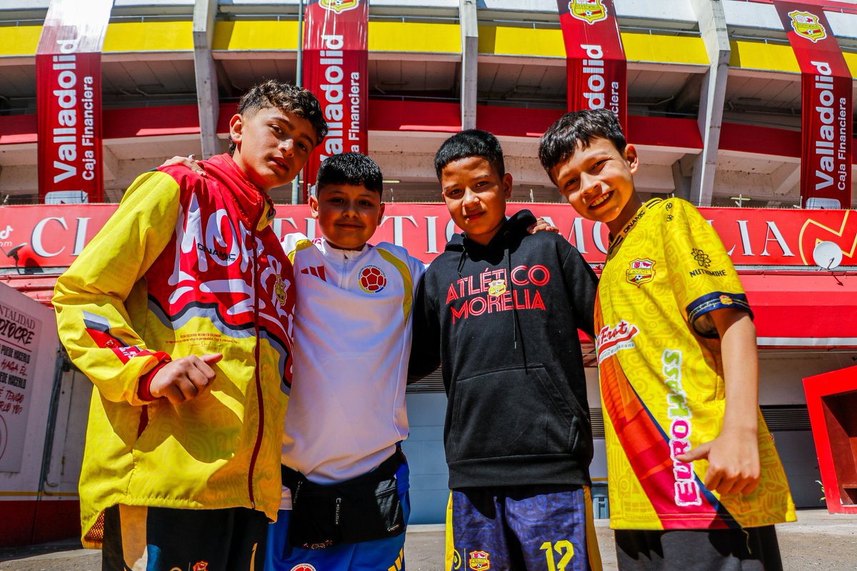 Felices de recibir la visita de nuestro Club Atlético Morelia Bogotá. ¡Los sueños se cumplen! 🇨🇴

#DelCanarioSoy