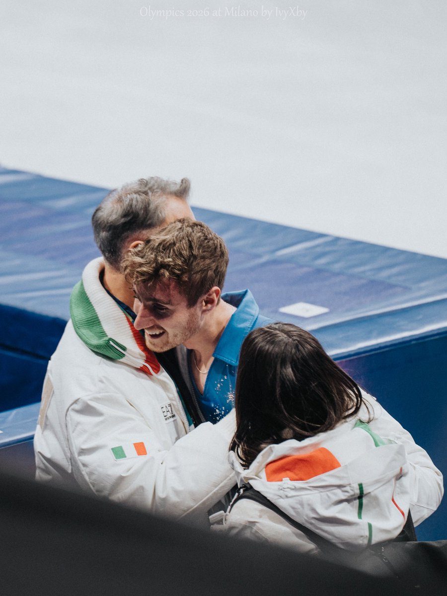 Matteo Rizzo hugs with his coaches after his free skating at the individual event 

Men’s free skating at Olympics 2026

#MatteoRizzo 
#MilanoCortinaOlympics2026