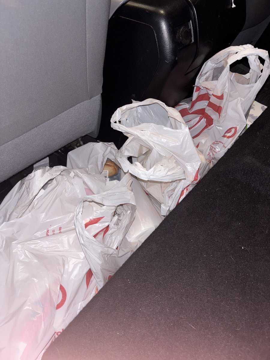 MaxLucero6's tweet photo. Loved helping my family out by taking out the trash and getting groceries! #STANGCOMP107 @HunterGross_19 @coachrsmith12 @GHSMustangsFB https://t.co/A35XJmGm7I