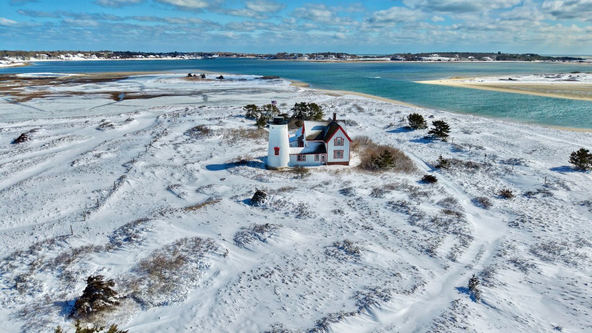 mooncusser's tweet photo. Blizzard of ‘26
Chatham, Cape Cod
c. Christopher Seufert Photography
https://t.co/DwiRECVrgj #capecod https://t.co/0MLWGTNwR6