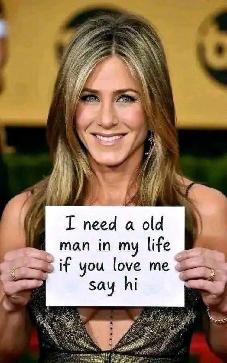 jennifer aniston tweet media