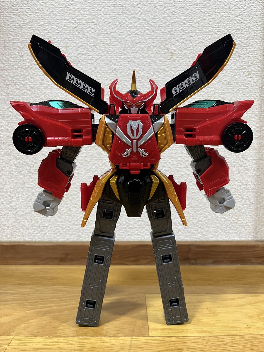 DXROBO_UNIVERSE 全身赤のロボも作りたいのでまだまだ続いてくれ