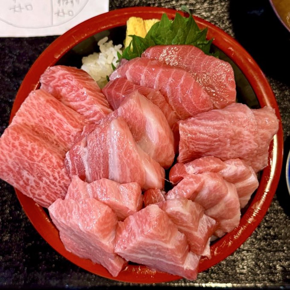 isususuper's tweet photo. 분홍 때깔 참치는 먹고 싶네요🤤🤤 https://t.co/rmAfMjOewT