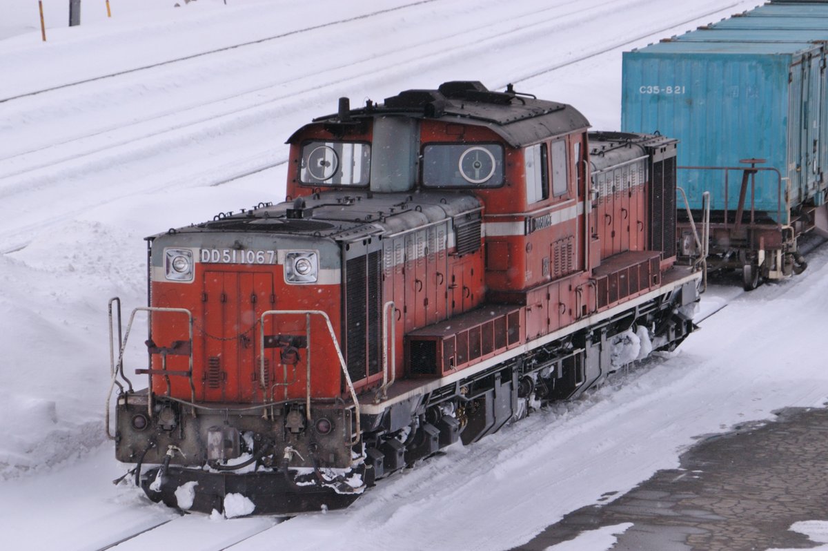 DD51讃歌 #1590 3月だというのに北の大地はまだ冬だった。富良野構内で