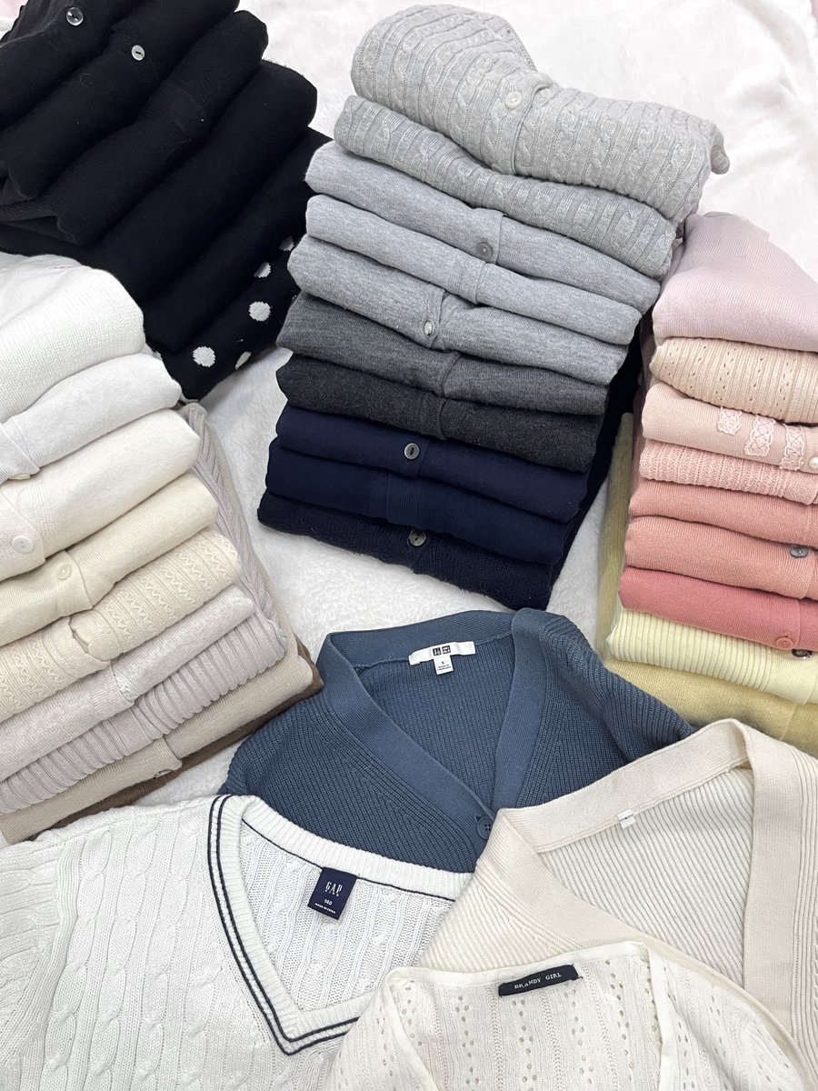 cardy cardigan tweet media