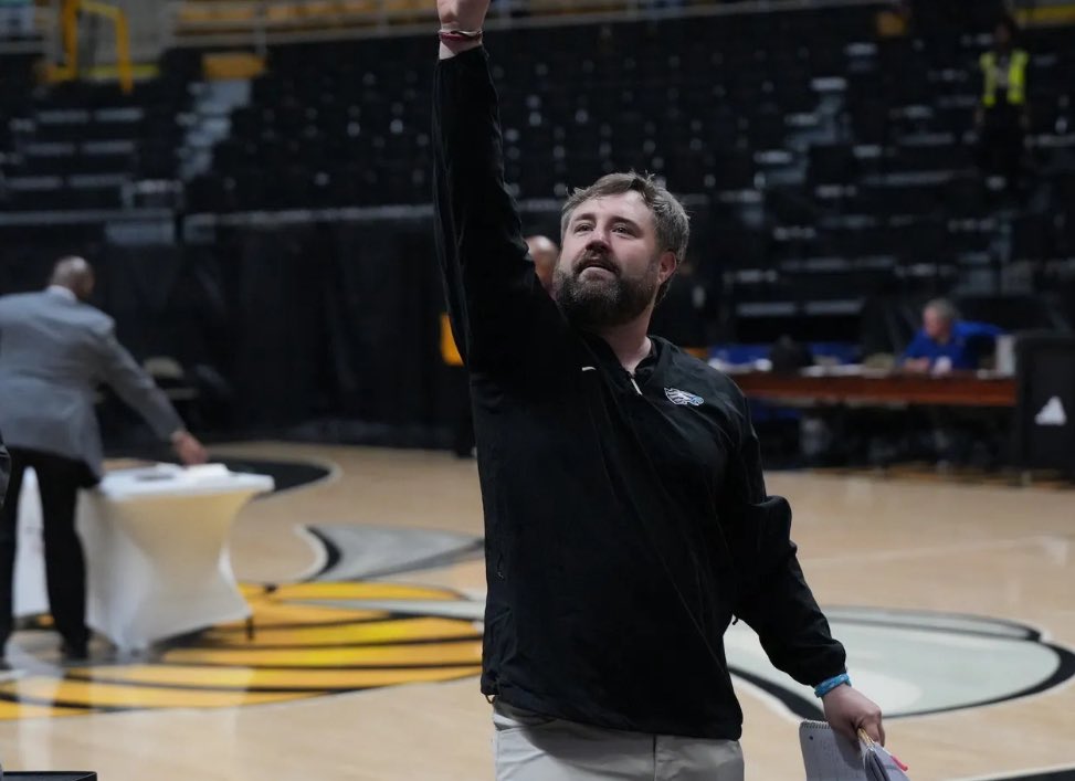 Adam Lawson tweet media