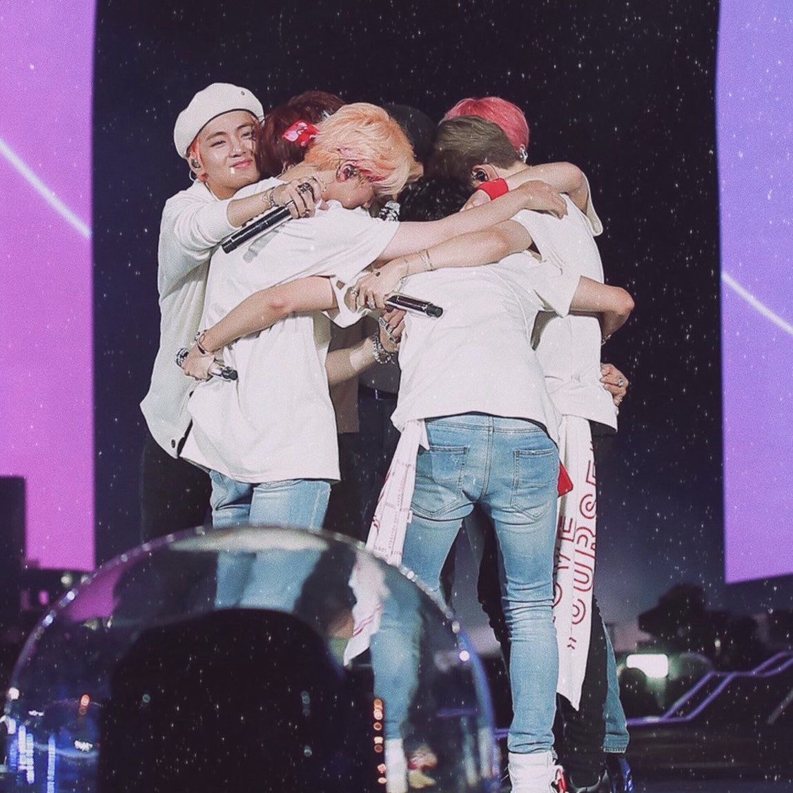 btschartsxdaily's tweet photo. 💜 https://t.co/pCTMHayMcv