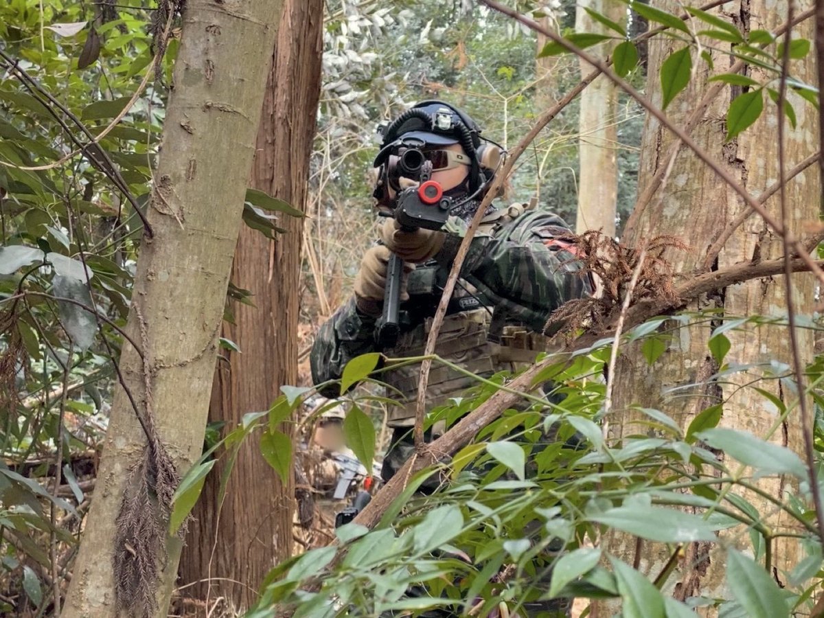 material_team's tweet photo. 2/22
ビレッジ1さんにて小部隊戦闘錬成会に参加しました!
メンバーとRed Team 第1小隊として奮闘 & 楽しめてとても面白かったです!
森林での対アンブッシュ、進軍方法を教えて欲しいぃぃぃ!ってなりましたw
#FCAP https://t.co/BL6bGUSaxo