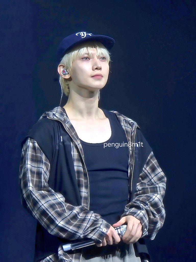 260222 Singapore YEOSANG

✨

#ATEEZ #에이티즈 #YEOSANG #여상
#In_Your_Fantasy #ATEEZinSingapore
#ATEEZinSG