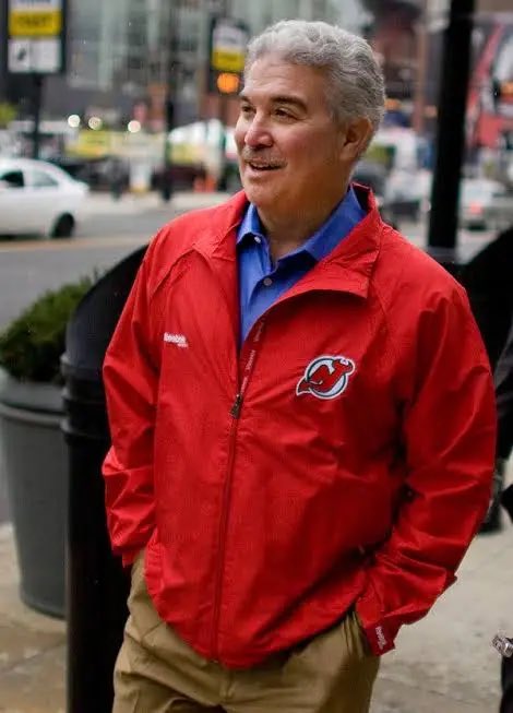 e - chrispineau tweet media