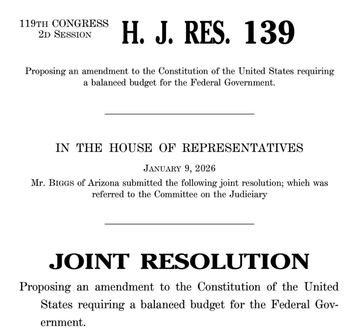 Politics & Poll Tracker 📡 tweet media