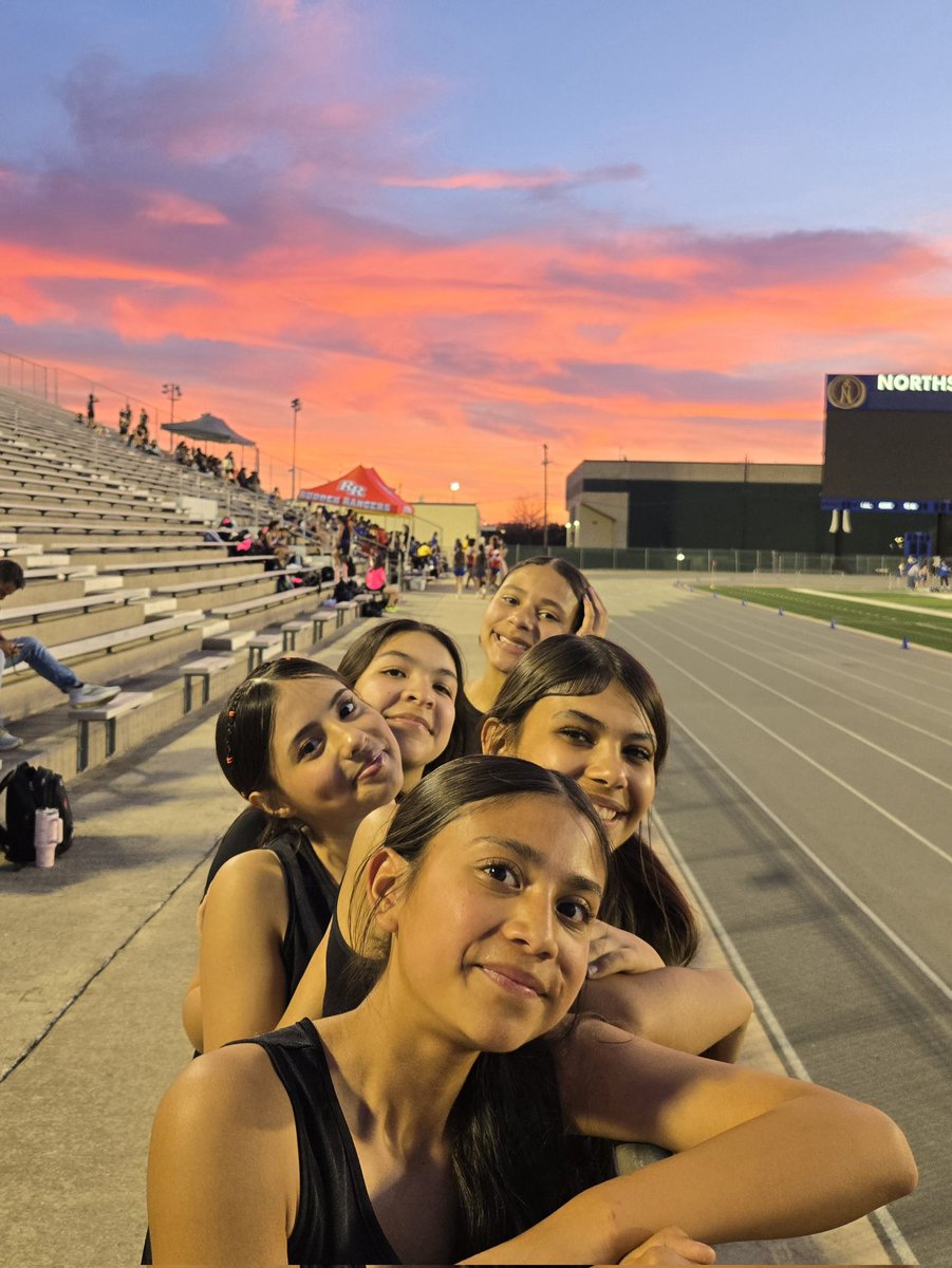 ZachryAVID's tweet photo. Great job to our Wolverines tonight who placed in multiple events throughout the evening.
#WolverineProud ❤️🖤 https://t.co/7JlO4TrCr9