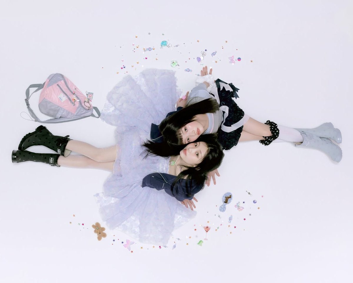 mokatart's tweet photo. they are so full of glittery stars and whimsiness https://t.co/TUlfbDKPNw
