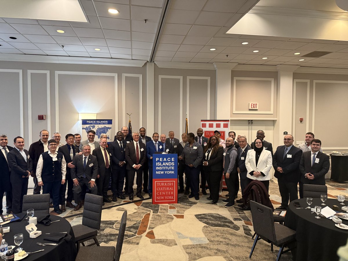TCCNewYork's tweet photo. We are proud to co-host 9th Annual  Capitol Ramadan Iftar Dinner with @PeaceIslandsNY welcoming over 50 NYS legislators and staff. We presented our 2025 Impact Report and shared exciting initiatives ahead for 2026 as we continue strengthening dialogue and partnerships across NY https://t.co/3342JehfXn