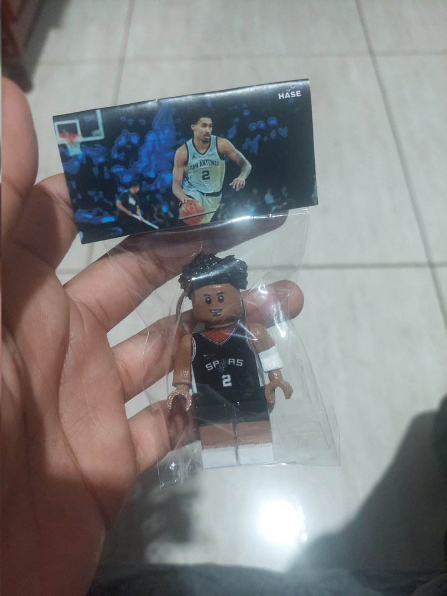 venehoops's tweet photo. @BonnerMVP_ Mlk é bola dms,sou fã https://t.co/9YDtgaA3yX