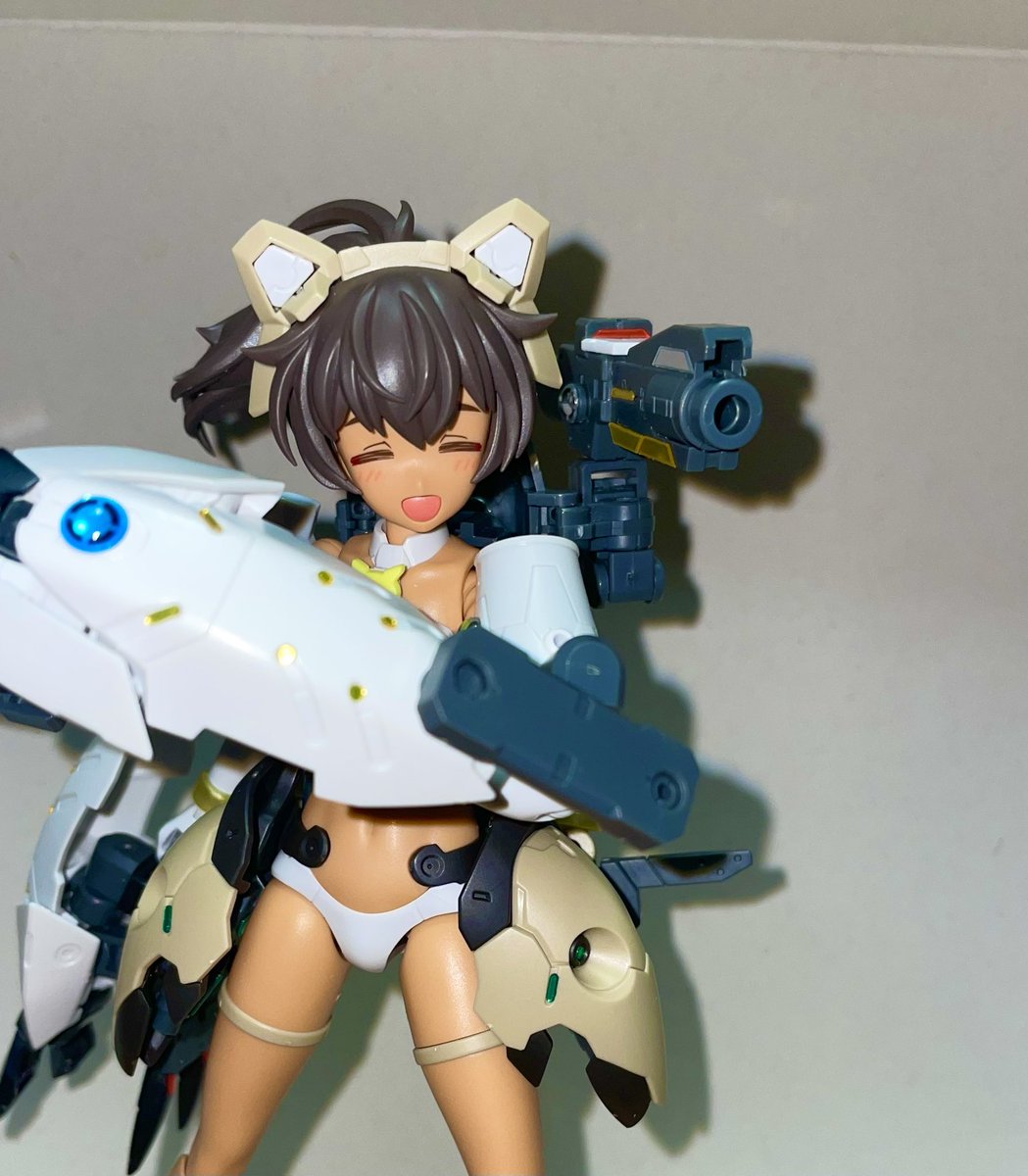 #第3回30MS選抜オーディション
「ルルチェ・シャヒン」

大型メカアームと背中の小型キャノンそして従来の身体能力の高さで縦横無尽に暴れ回る。

そんなにさらけ出して大丈夫か、アーマーはいらないのか？！

邪魔？

あ、そうですか…

むしろこんな機械ない方がもっと暴れられるらしい…怖っ！