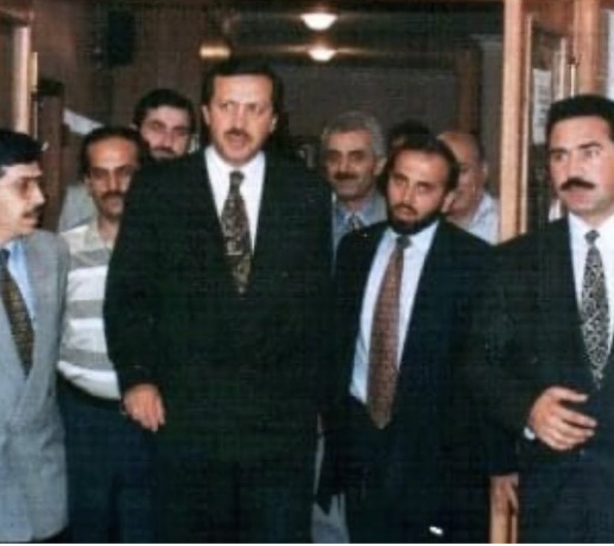 meserhatkaradag's tweet photo. #sporunbirleştiricigücü🇹🇷
“Önce Ahlak ve Maneviyat “

Sayın Cumhurbaşkanımız Recep Tayyip Erdoğan’ın doğum gününü en içten dileklerimle kutluyorum.

Milletimize adanmış liderliğinin daim olmasını, sağlık ve afiyet içerisinde nice hayırlı yıllara ulaşmasını temenni ediyorum. 🇹🇷
#NiceYıllaraReis❤️
@RTErdogan