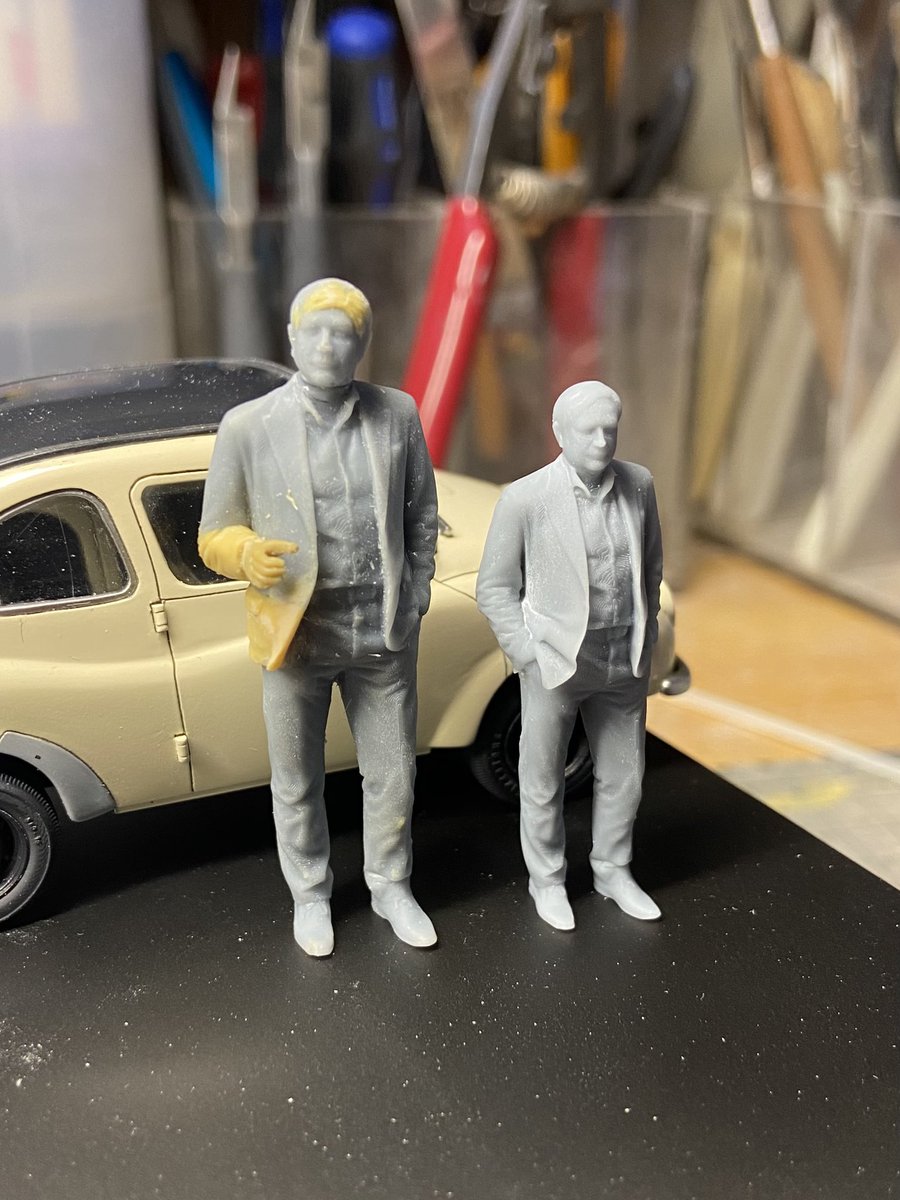 RT @taka_gollgood: スバルのオーナーのおじさん。 3Dで出力した