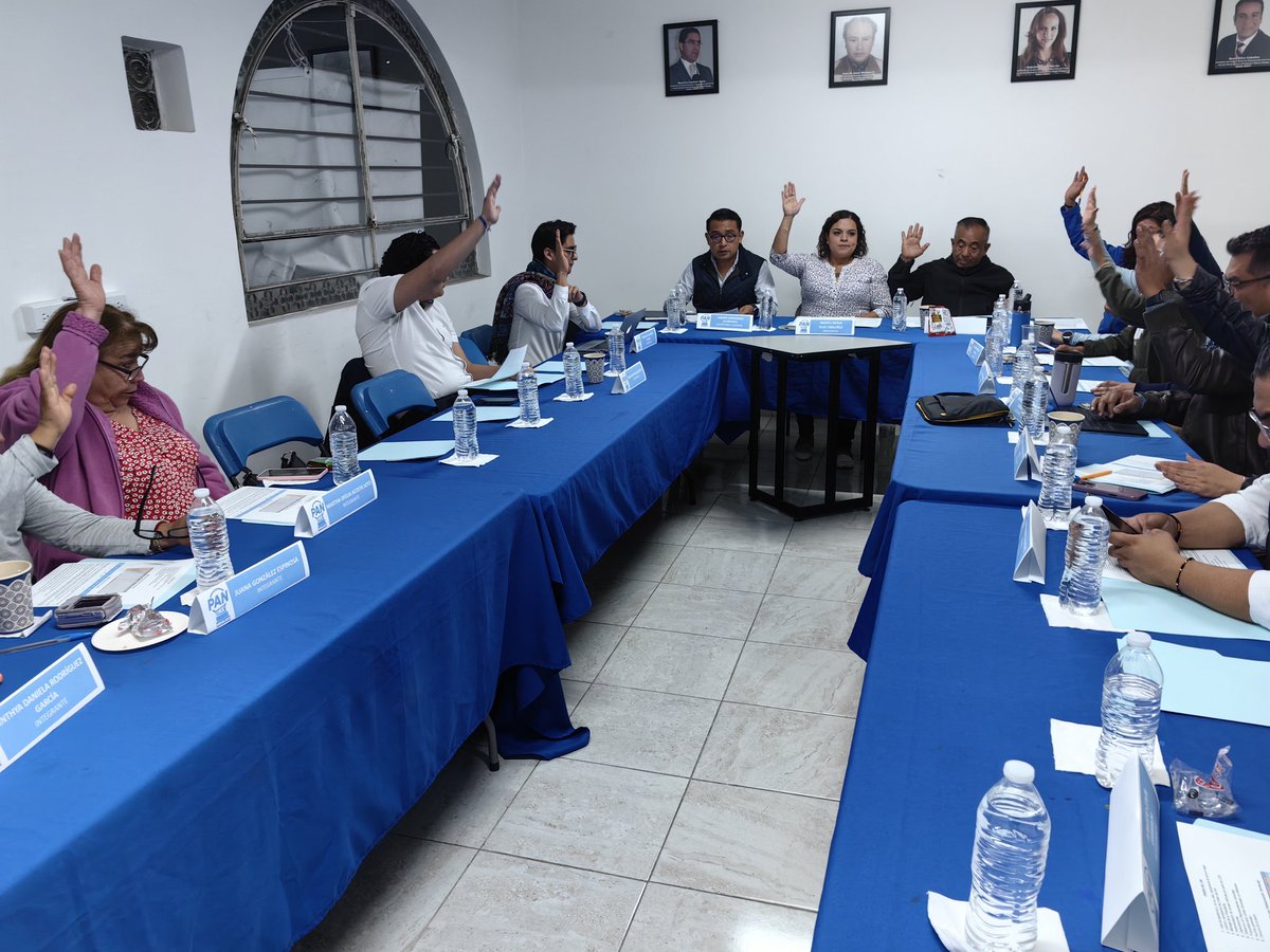 PAN_MH_CDMX's tweet photo. Tercera Sesión Ordinaria del CDDT Miguel Hidalgo
Agradezco a todas y todos los integrantes de este Comité por su compromiso y trabajo constante. Sigamos fortaleciendo las acciones que impulsarán el desarrollo de nuestra demarcación 💙
#PANCDMX
#ComitéMH
#acciónazulavanza https://t.co/svuhQ7xoLU