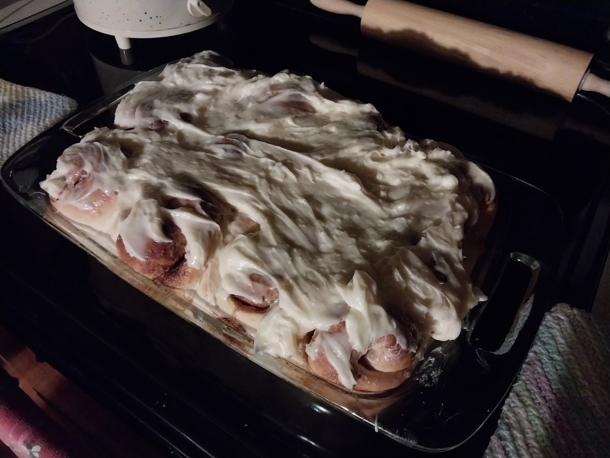 sammi9519's tweet photo. Nom nom nom https://t.co/SnekJyPrqF