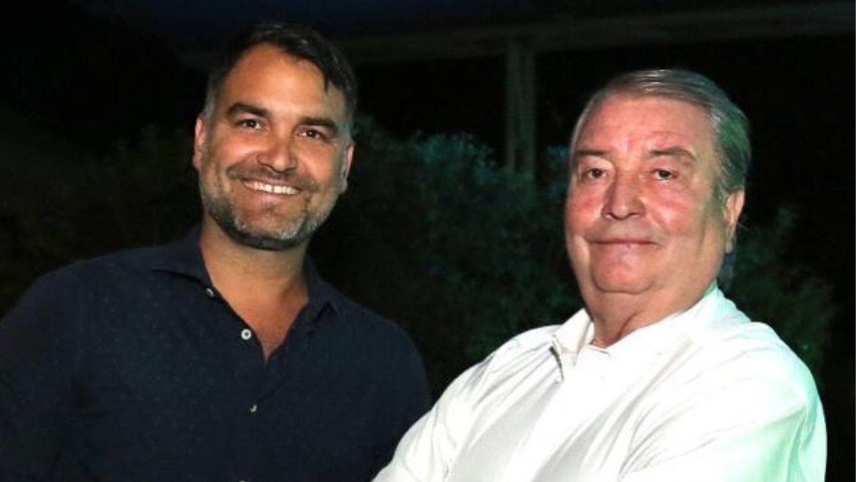 AstarothHatred's tweet photo. Al festival de #VinaDelMar2026 les quedó grande Asskha Sumathra 

La Cortaron , Censura en #Viña2026 
Ni un brillo el culiao del Rafa Araneda ni la organización CAGONA

Les molesta un transformista pero con este par de mal nacidos se hacen los weones https://t.co/oZnnfGbFEl