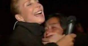 La Karen felicitando a la Asskha en #Viña2026