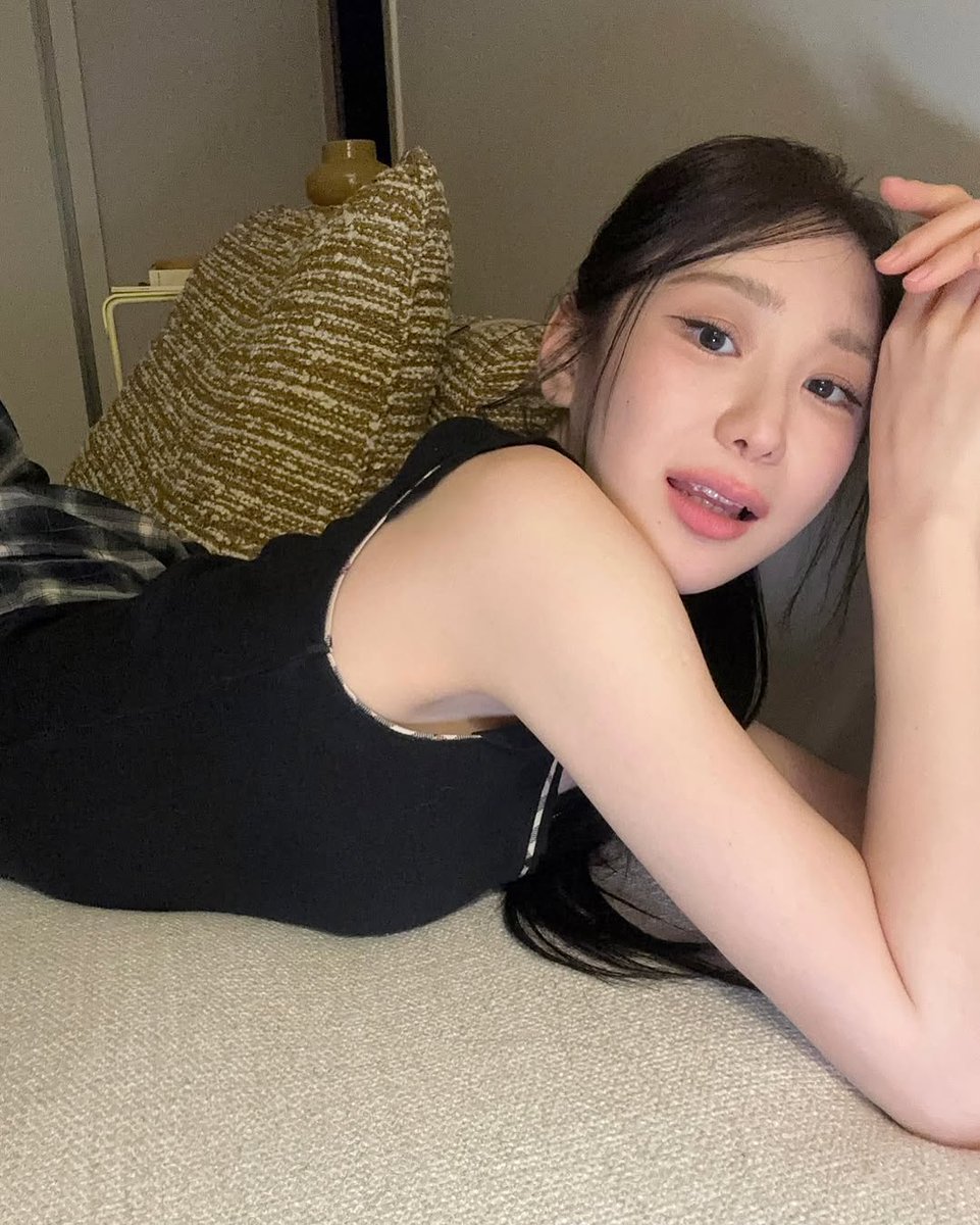 사랑하는 채연시 🤍 #여니왔어요 
오늘도 보고싶고 하라생 🤍