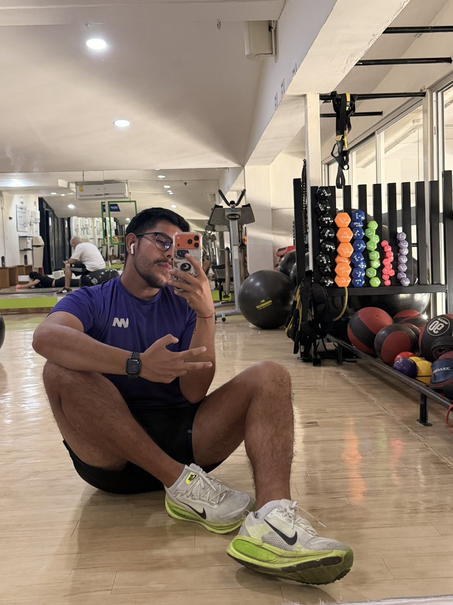 Hector 🧏🏻‍♂️ tweet media