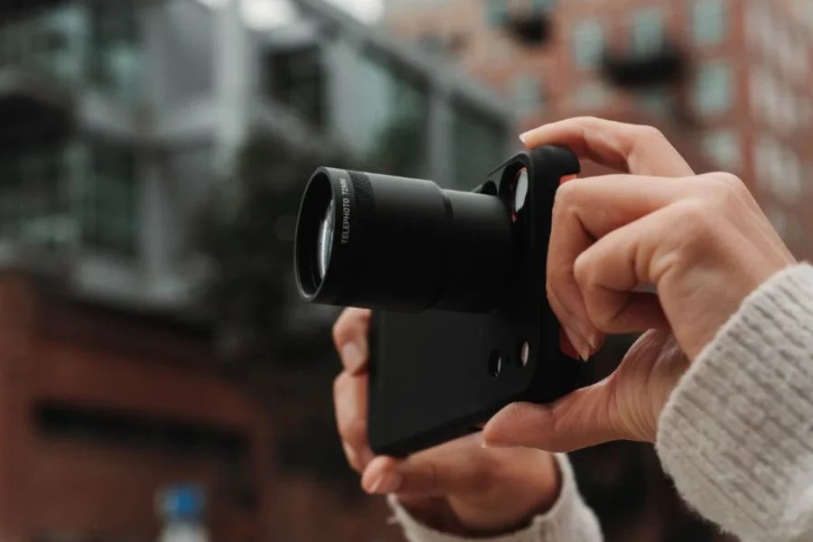 iPhone 17 Pro can reach 24x zoom with this new telephoto add-on 
buff.ly/L739E91

#iPhone17Pro
