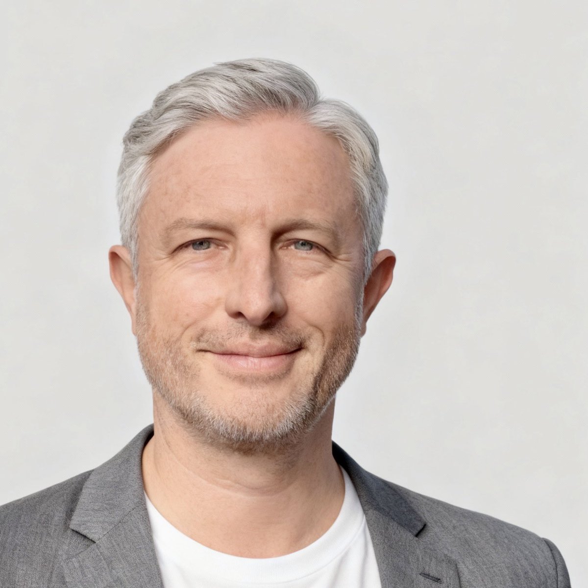 Welcome Scott Saturday as VP of Sales at Hapi Homes.

Scott is leading our Pasadena team and is on the ground in Altadena managing our rebuild efforts, while also driving nationwide growth across primary homes, ADUs, and infill development.

He grew up around real estate, framed