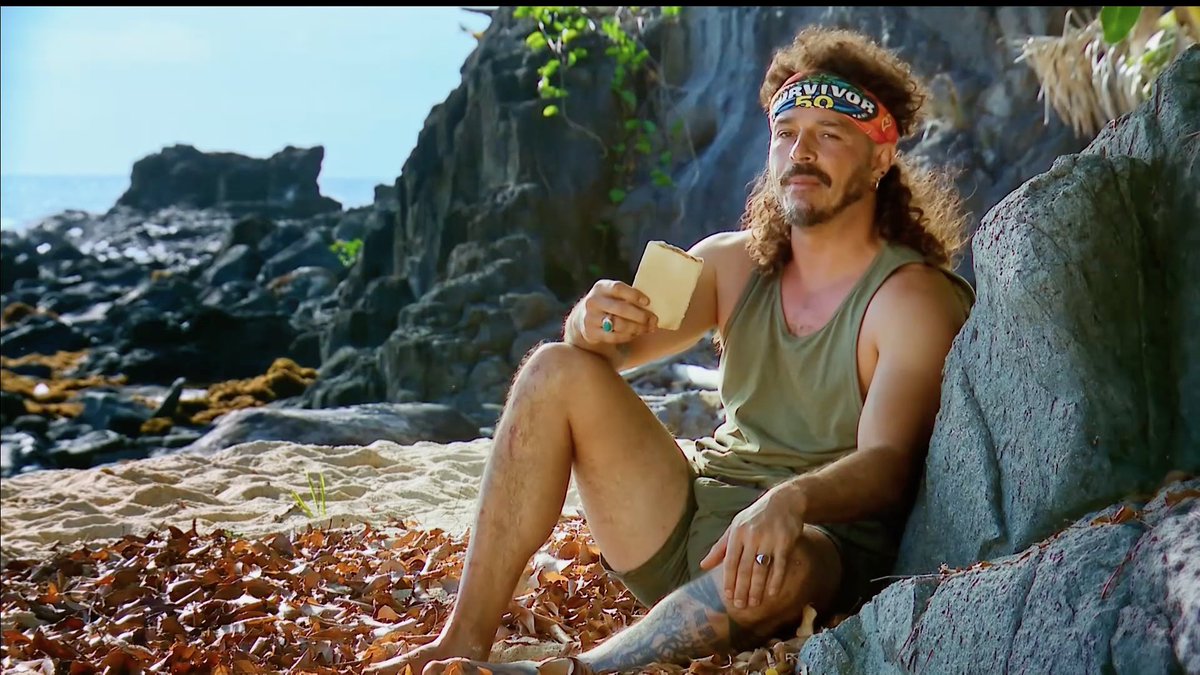 suRYvor's tweet image. Ozzy got himself a god-tier strategist Ride-or-Die, an EV, a gifted Billie Eilish Boomerang Idol, and successfully steered the vote off of his RoD who just struggled in the first challenge…The Shambo-mullet has powers. This is Oscar, not Ozzy #Survivor #Survivor50