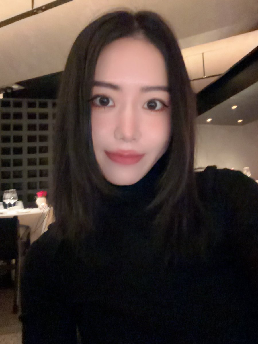 Sloane Quan tweet media