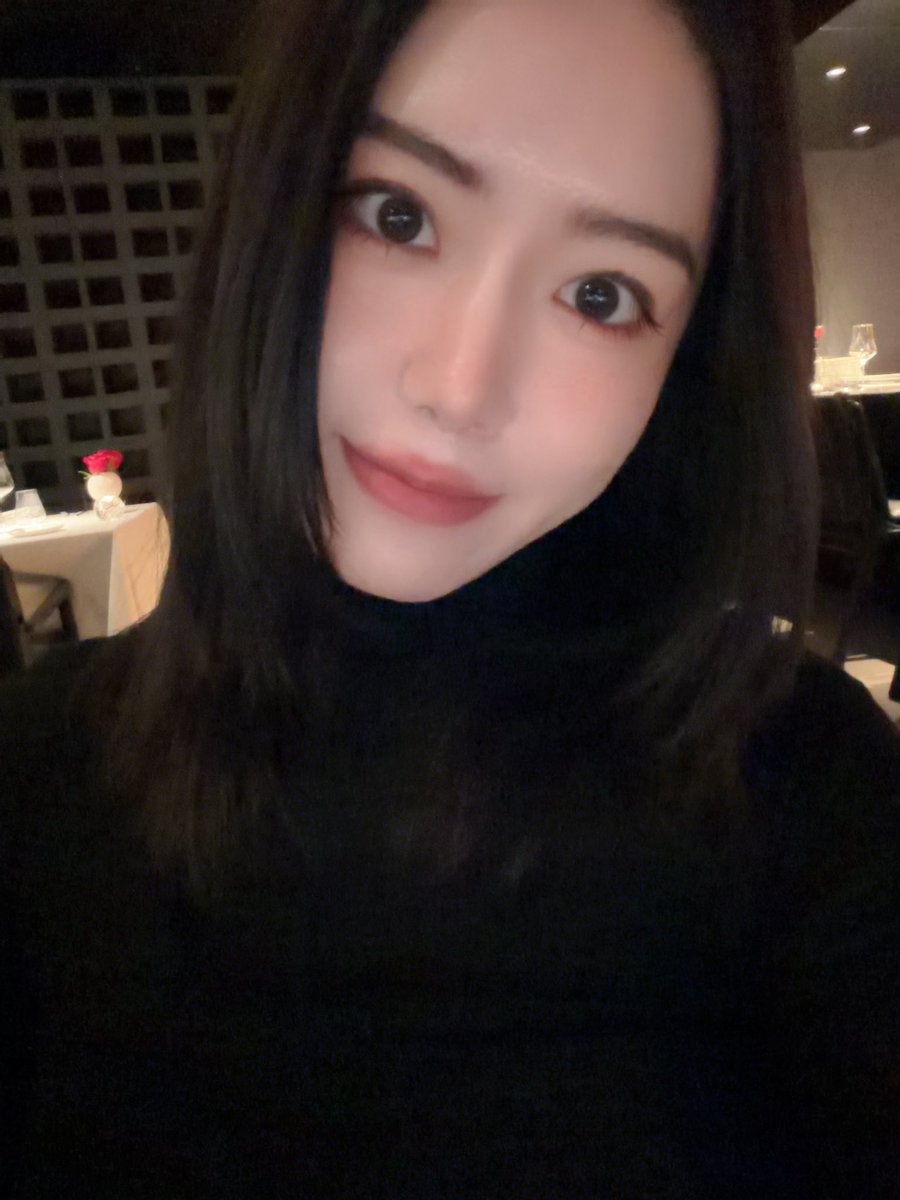 Sloane Quan tweet media