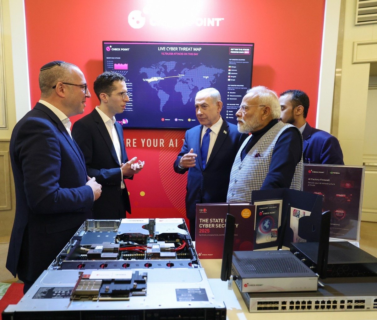 Narendra Modi tweet media