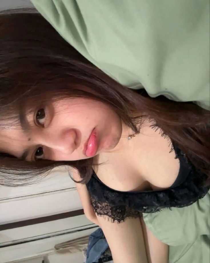 lppark21's tweet photo. Malam jumat, tapi kok lagi puasa, ayo dong halal in :( https://t.co/tOBQfrsjUH