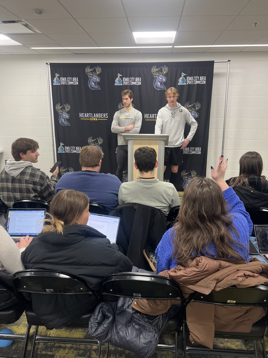 Wayne Drehs tweet media