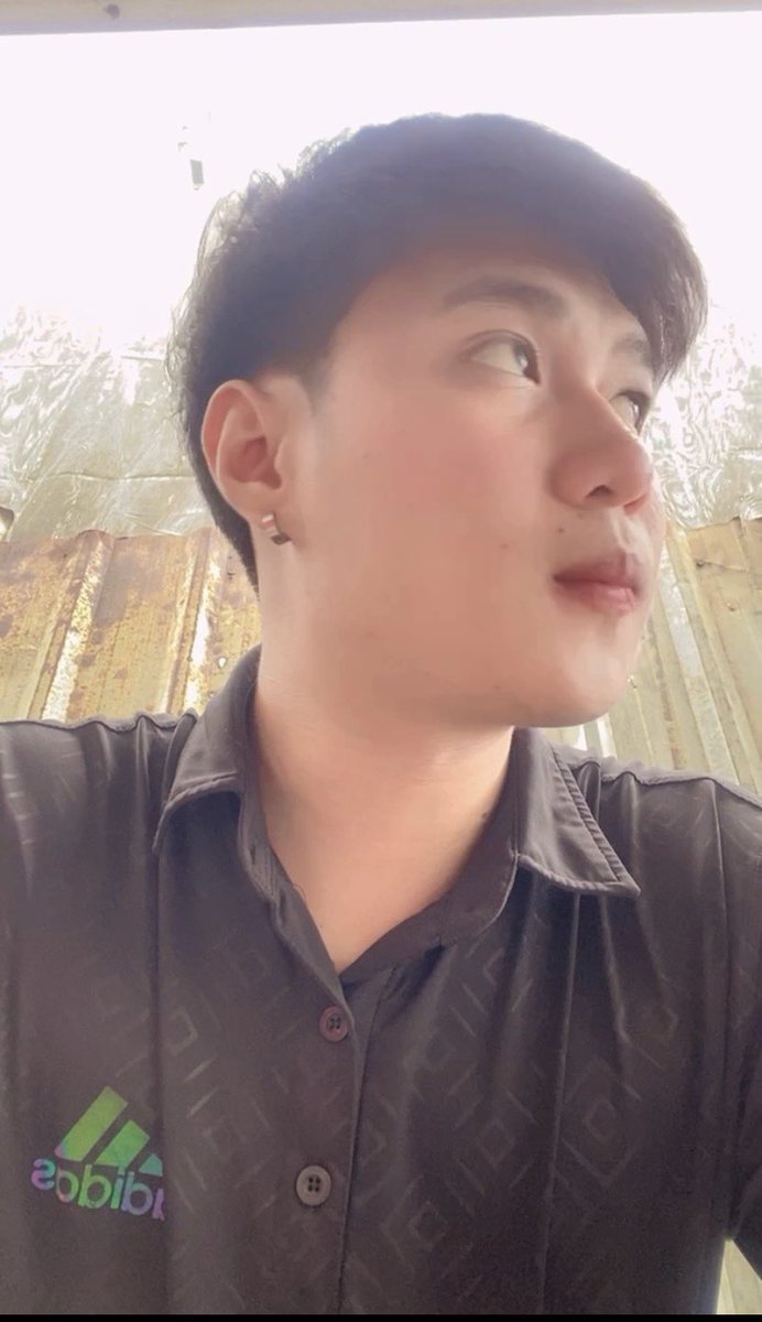 RimamMark's tweet photo. 😑😑 https://t.co/eFklop6XQj
