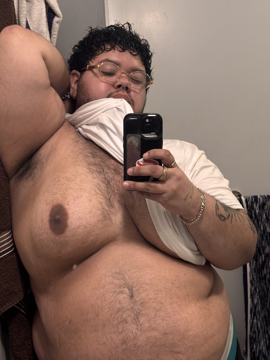 acapitalu's tweet photo. Hairy, no potter 🪄🧙🏽‍♂️ https://t.co/9w3BGevCWn