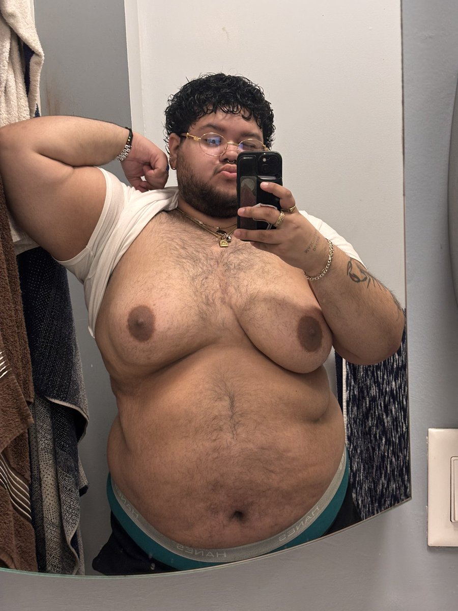 acapitalu's tweet photo. Hairy, no potter 🪄🧙🏽‍♂️ https://t.co/9w3BGevCWn