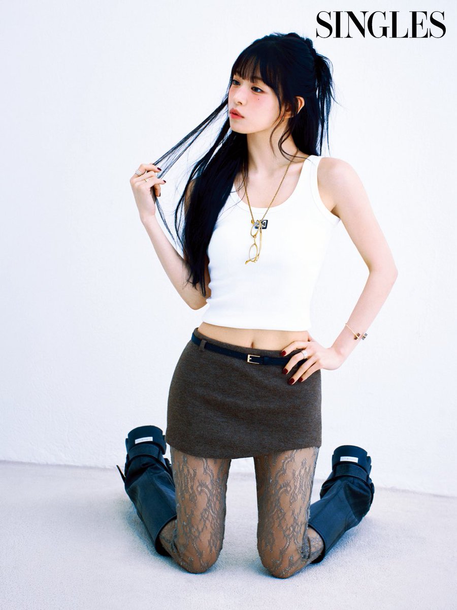 <싱글즈>가 월드투어 앙코르 콘서트를 성공적으로 마친 프로미스나인 채영과 만났습니다. 채영의 더 많은 화보와 인터뷰는 <싱글즈> 3월호를 확인해 주세요!✨

🔗 m.singleskorea.com/article/720961…

#이채영 #채영 #LEECHAEYOUNG #fromis_9 #프로미스나인 <a href="/realfromis_9/">fromis_9 [프로미스나인]</a>