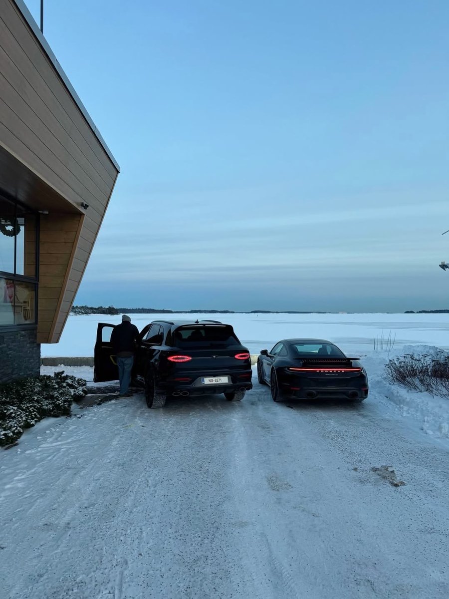 Bruca 🎪 tweet media