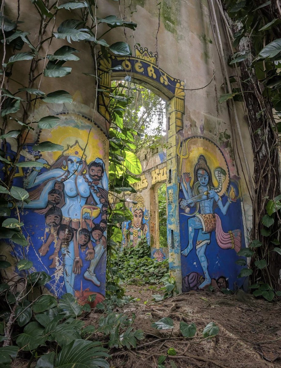 Deserted tweet media