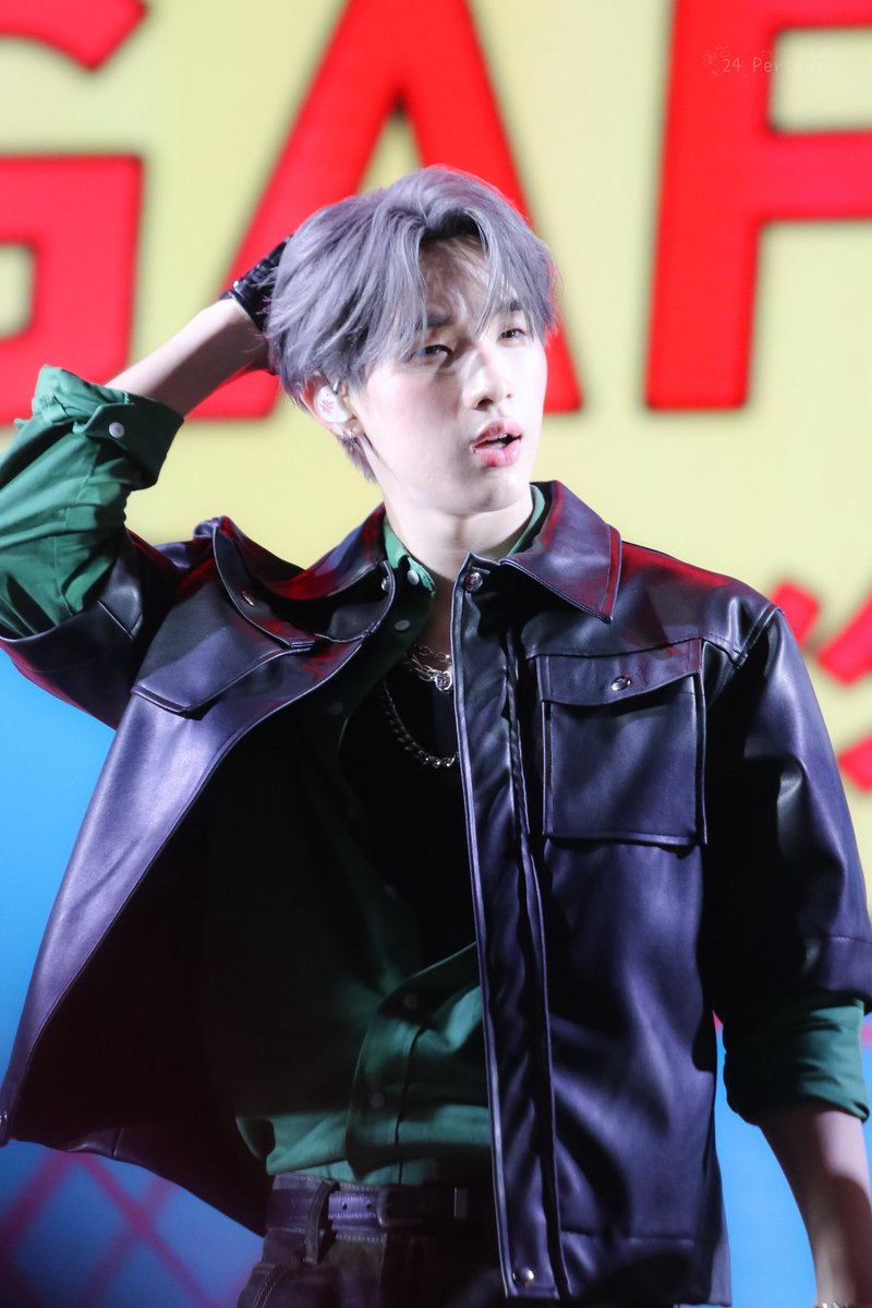 24Percenttt's tweet photo. 🙂‍↕️ 帅 ！

#Hongshihoshi #LYKN 
@hongshihoshi03 https://t.co/QV0JBSjzSB
