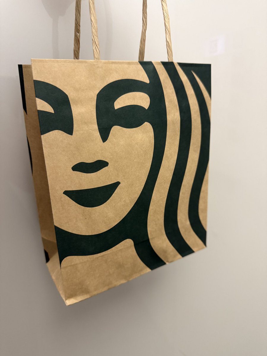 スタバ、紙袋有料（11円）になったんですね！ 2026年2月18日より全店舗