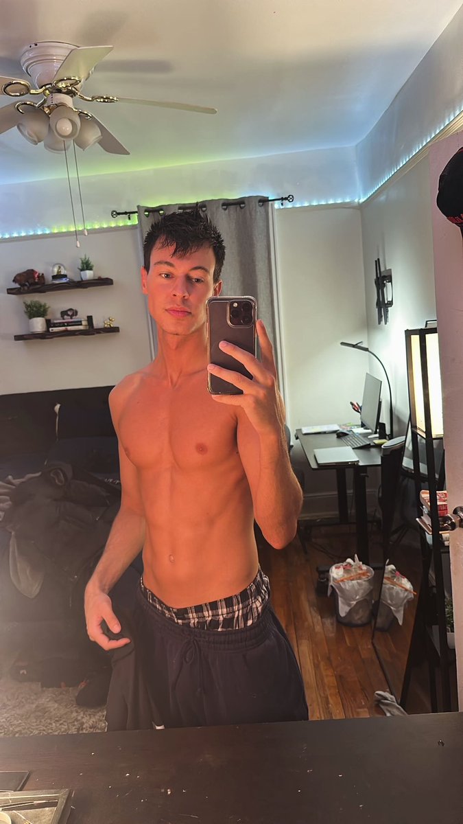 Troy Meaz tweet media